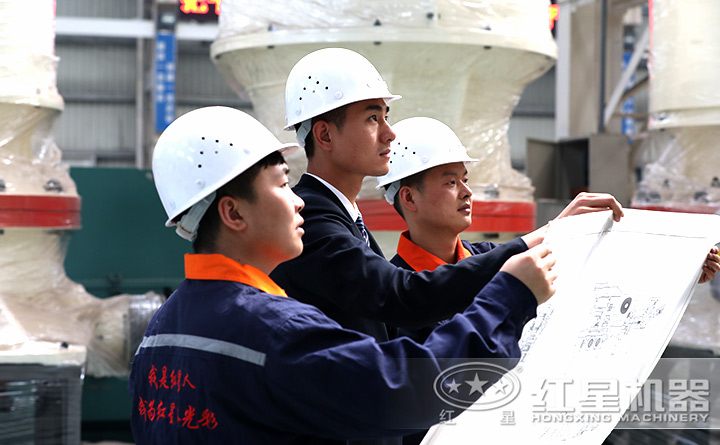精湛技術(shù)人員現(xiàn)場(chǎng)指導(dǎo)設(shè)備的生產(chǎn)、制造